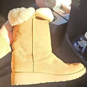 UGG Chestnut Suede Winter Boots